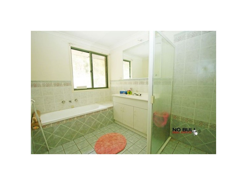 9 Claret Ash Close, Toronto NSW 2283