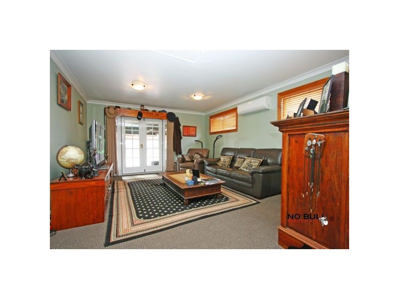 106 Seaham Street, Holmesville NSW 2286
