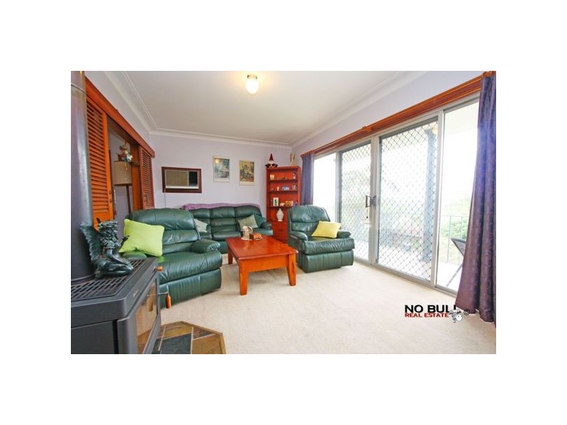 42 Alhambra Avenue, Macquarie Hills NSW 2285