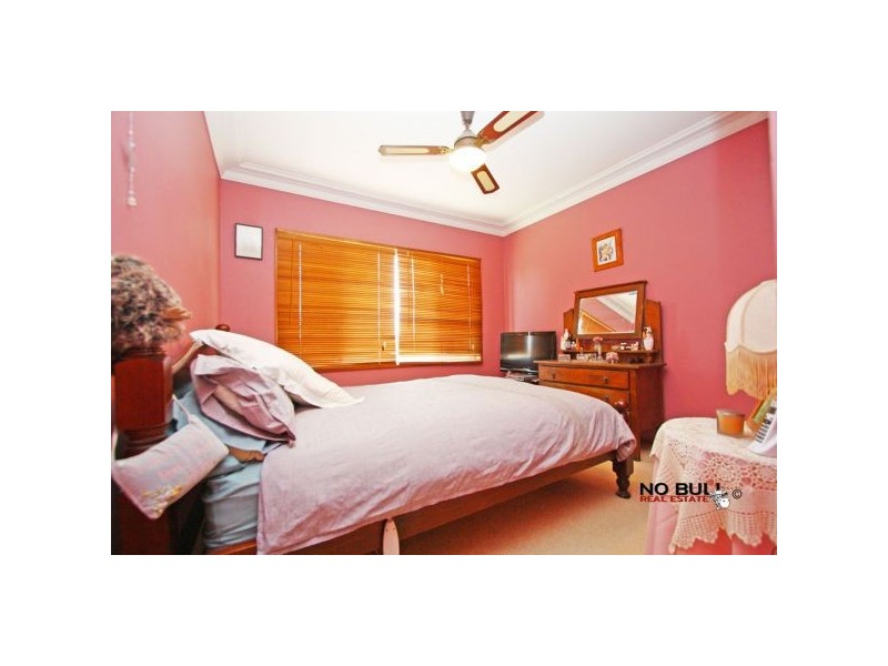 42 Alhambra Avenue, Macquarie Hills NSW 2285