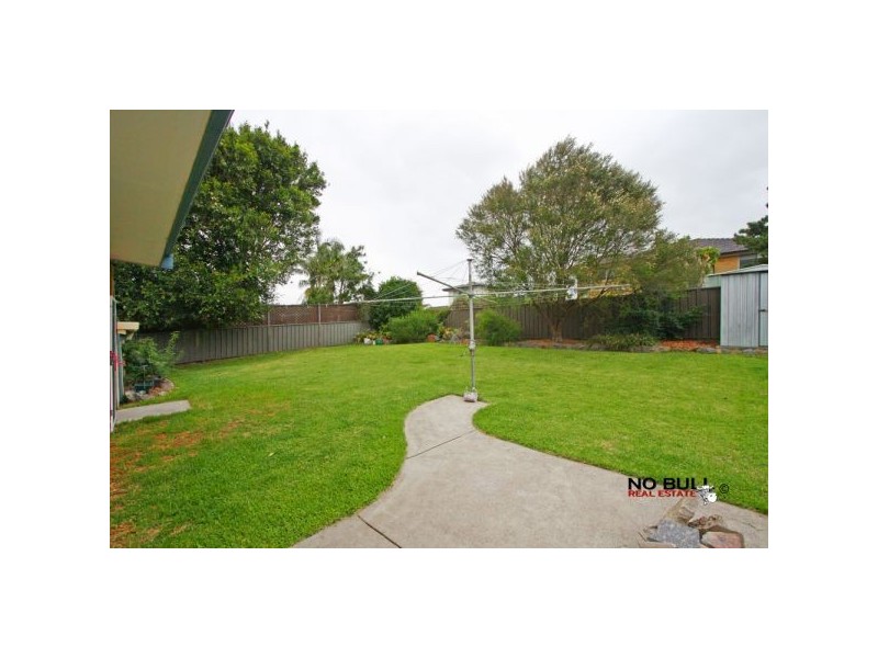 42 Alhambra Avenue, Macquarie Hills NSW 2285