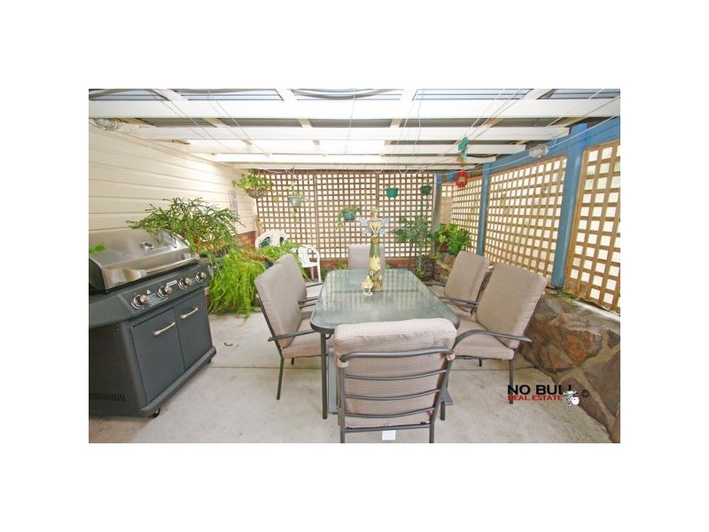 42 Alhambra Avenue, Macquarie Hills NSW 2285