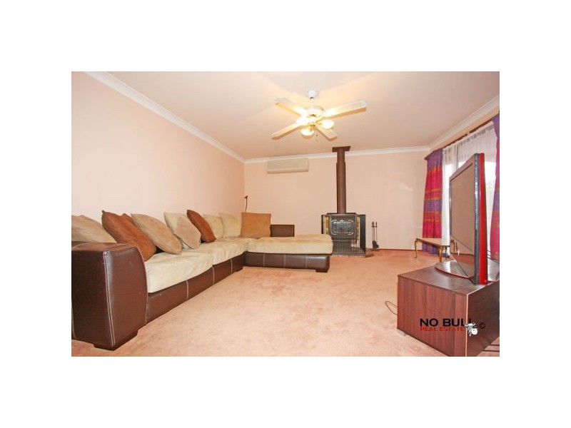 17 Holford Crescent, Thornton NSW 2322