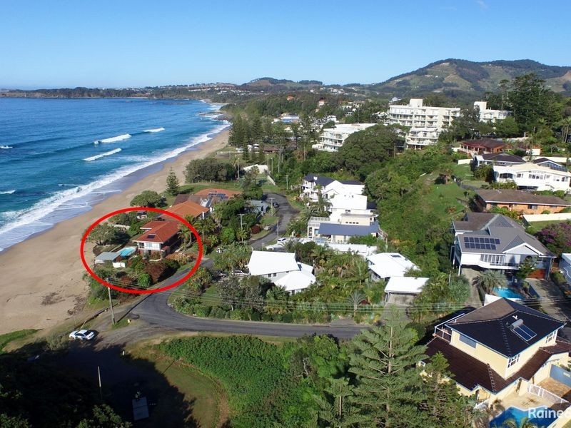 9 Emerald Avenue, Sapphire Beach NSW 2450