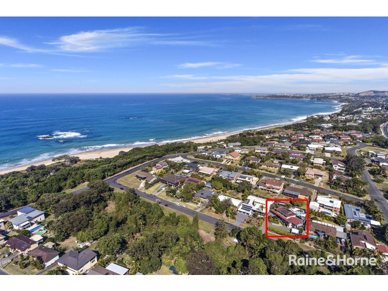 6 Merinda Avenue, Sapphire Beach NSW 2450