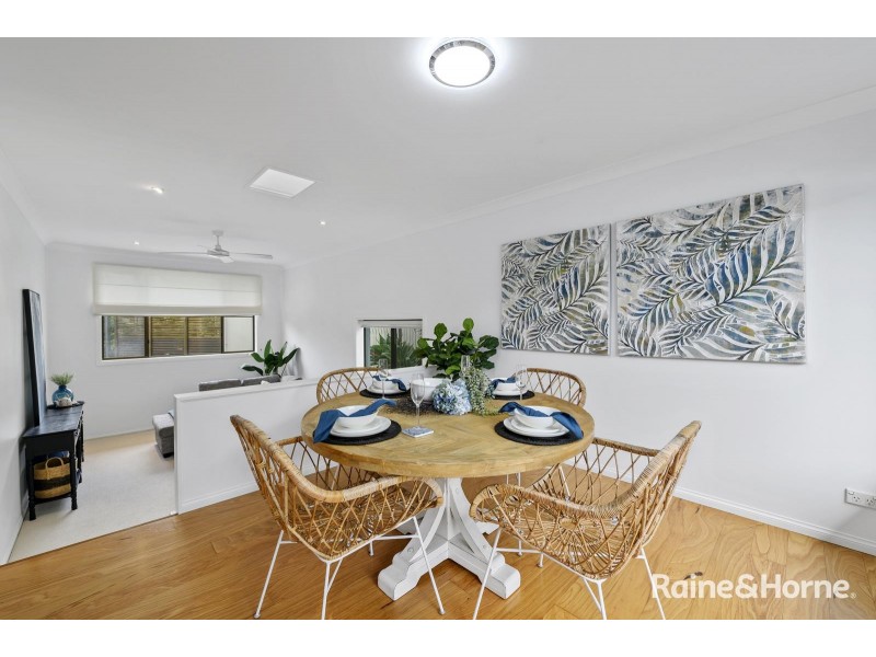 6 Merinda Avenue, Sapphire Beach NSW 2450