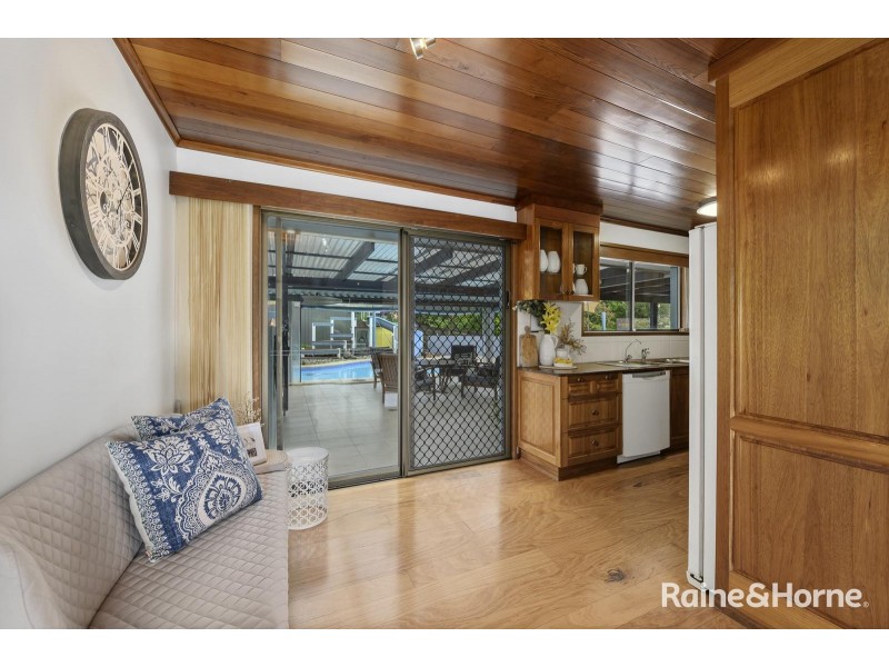 6 Merinda Avenue, Sapphire Beach NSW 2450