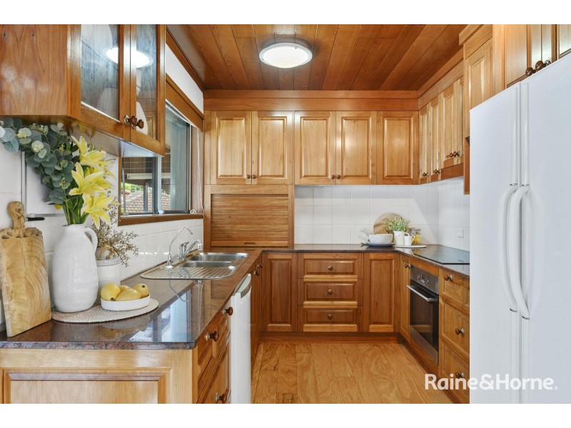 6 Merinda Avenue, Sapphire Beach NSW 2450