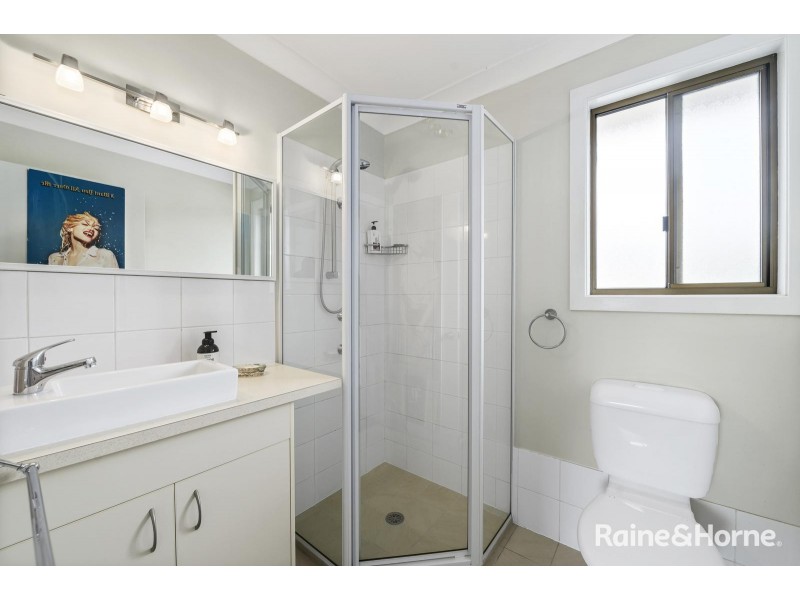 6 Merinda Avenue, Sapphire Beach NSW 2450