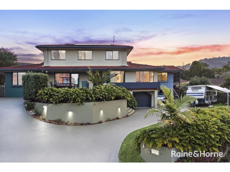 6 Merinda Avenue, Sapphire Beach NSW 2450