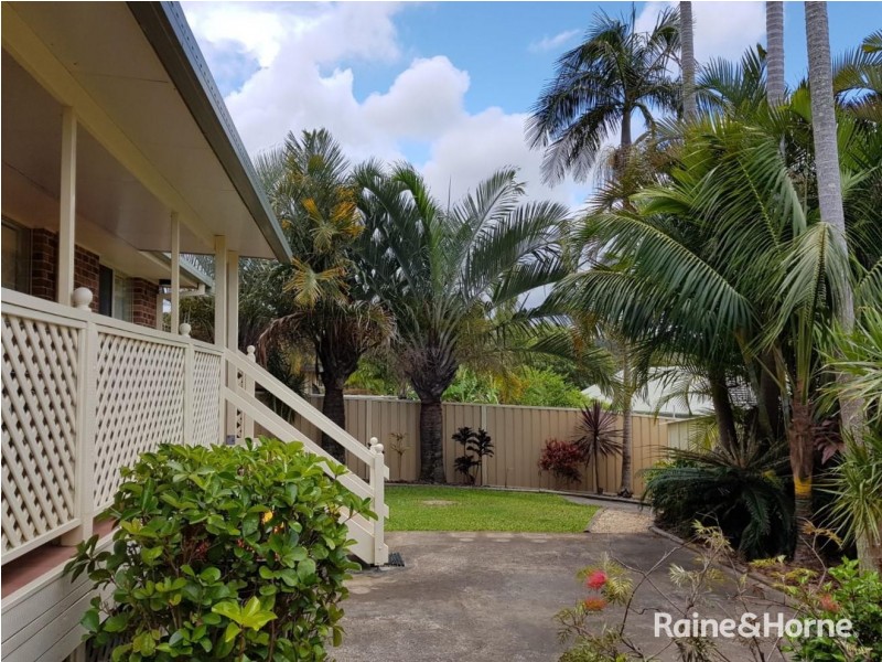 2/55 Diamond Head Drive, Sandy Beach NSW 2456