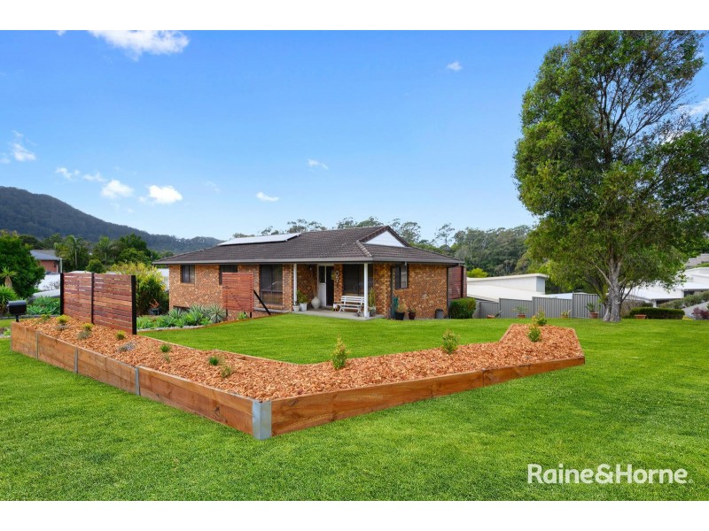 53 Pearce Drive, Coffs Harbour NSW 2450