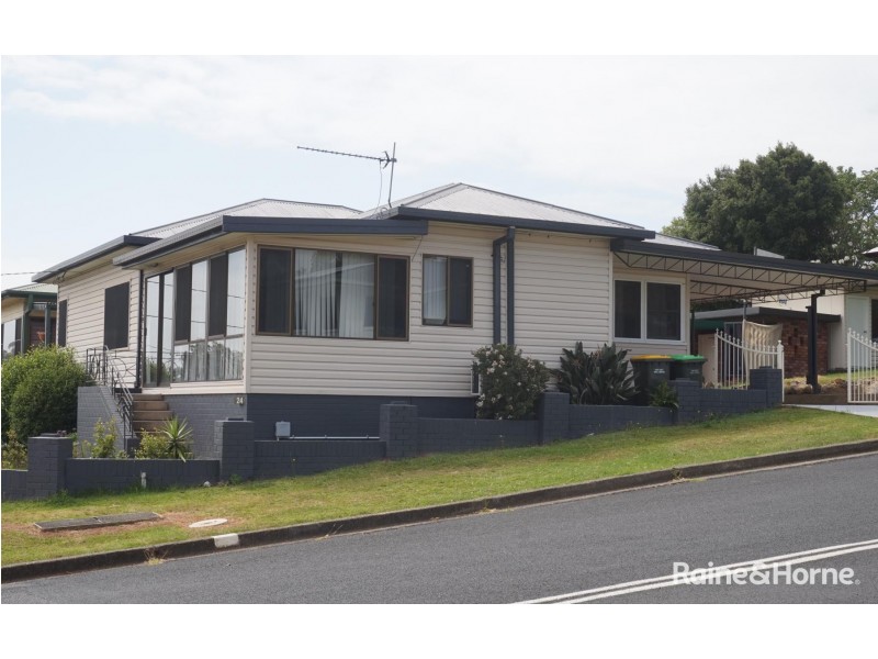 24 Combine Street, Coffs Harbour NSW 2450
