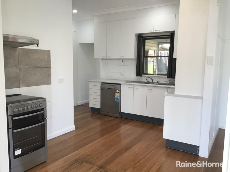 24 Combine Street, Coffs Harbour NSW 2450