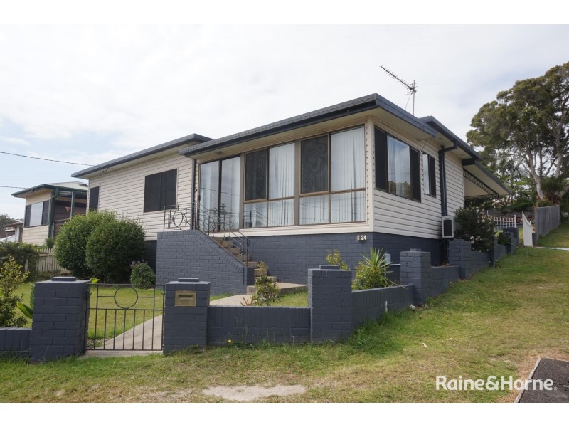 24 Combine Street, Coffs Harbour NSW 2450