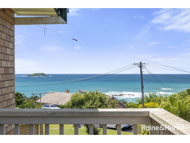 9 Elouera Drive, Sapphire Beach NSW 2450