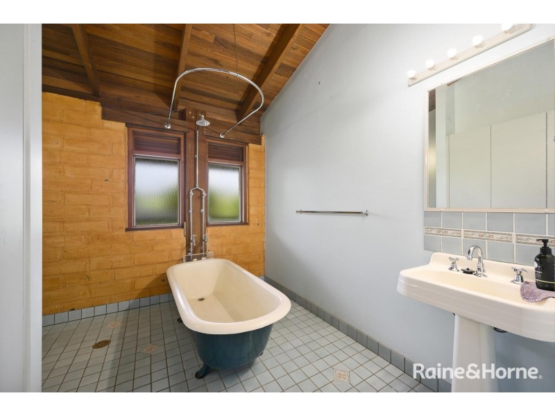 99 Pine Avenue, Ulong NSW 2450