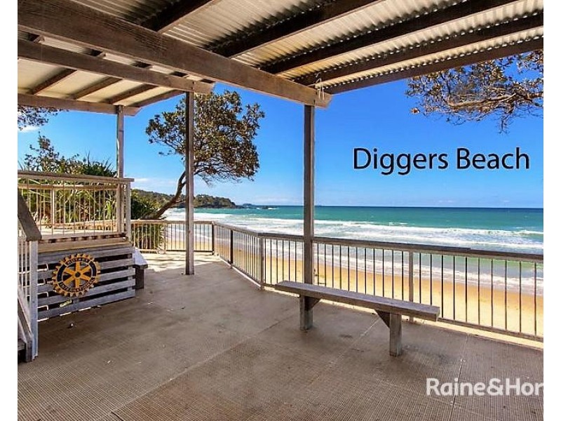 5 Richmond Drive, Coffs Harbour NSW 2450
