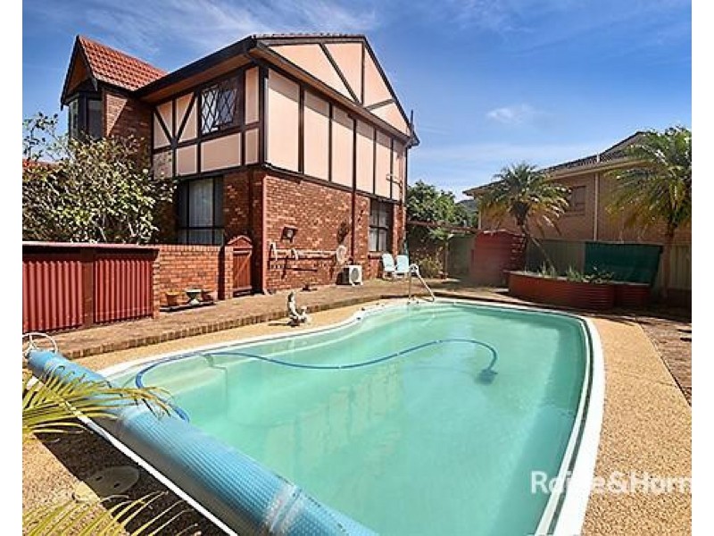 6 Finch Crescent, Coffs Harbour NSW 2450