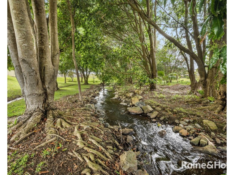 36 Roselands Drive, Coffs Harbour NSW 2450