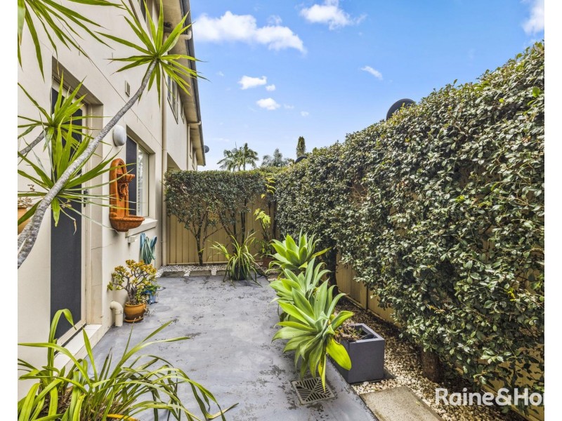 9/11 Boultwood Street, Coffs Harbour NSW 2450