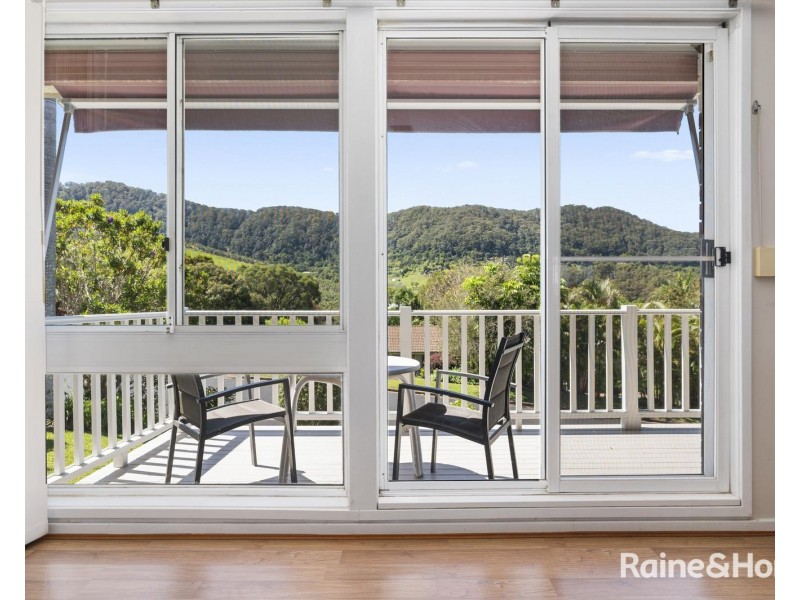 6 Lloyd Close, Coffs Harbour NSW 2450