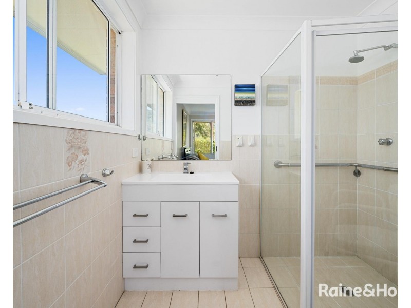 6 Lloyd Close, Coffs Harbour NSW 2450
