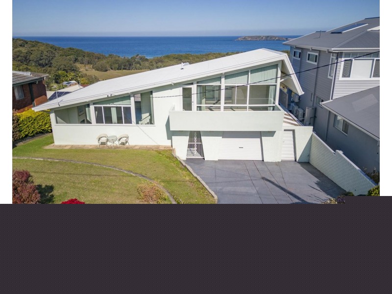 4 Macauleys Headland Drive, Coffs Harbour NSW 2450