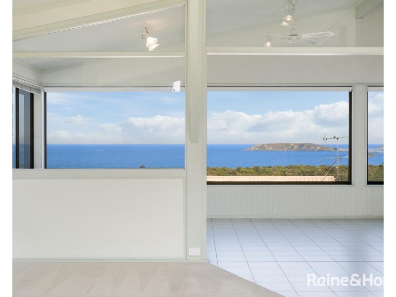 4 Macauleys Headland Drive, Coffs Harbour NSW 2450