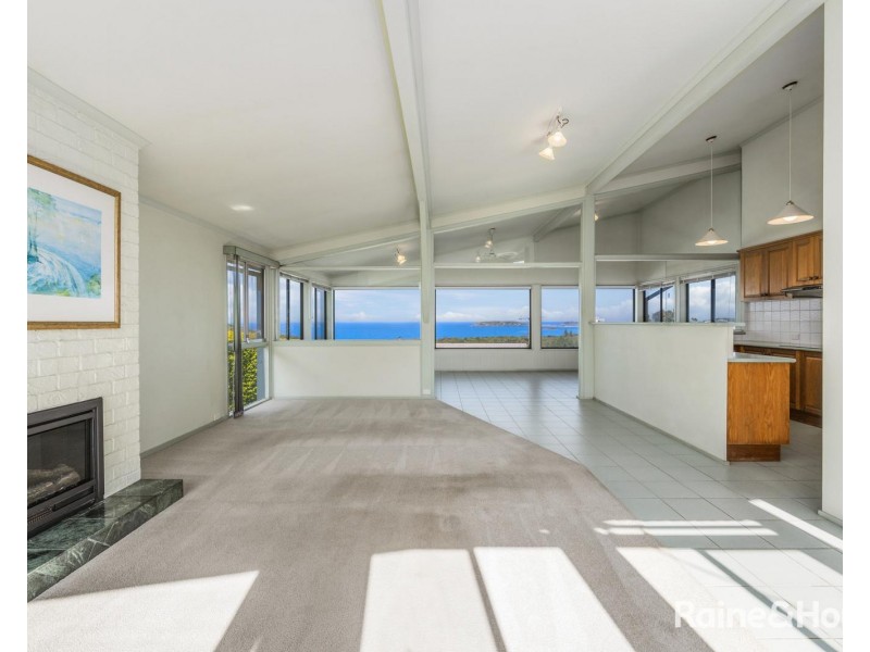 4 Macauleys Headland Drive, Coffs Harbour NSW 2450