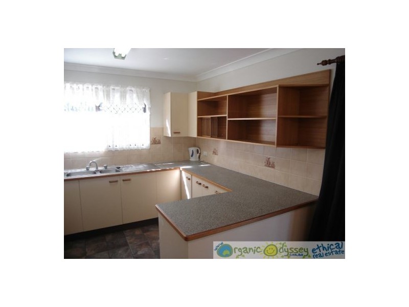 75 Oceanna Court, Deepwater QLD 4674