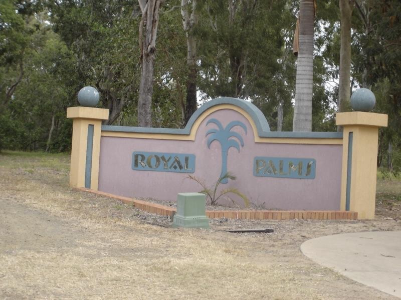 Moore Park Beach QLD 4670