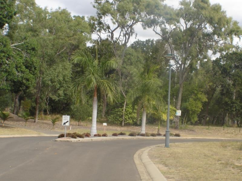 Moore Park Beach QLD 4670