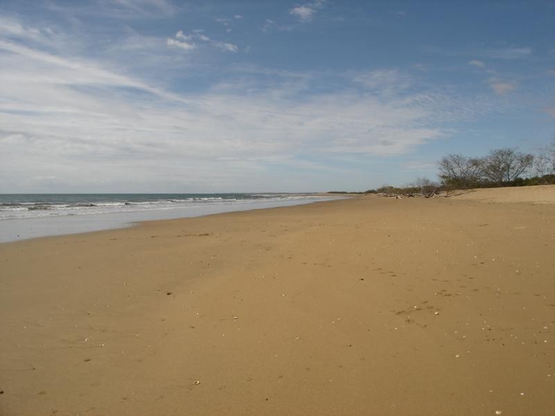 Moore Park Beach QLD 4670