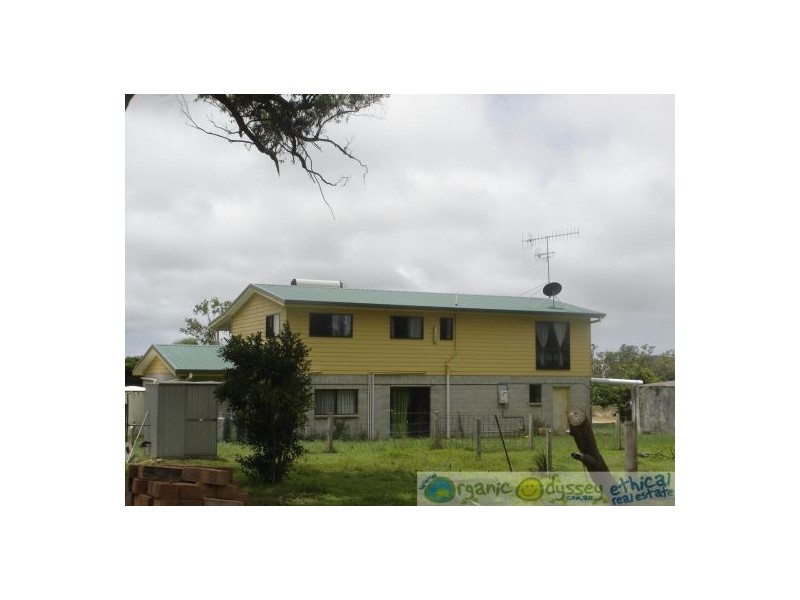 2208 Round Hill Road, Round Hill QLD 4677