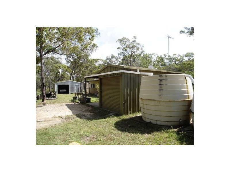 233 Pacific Dr, Deepwater QLD 4674