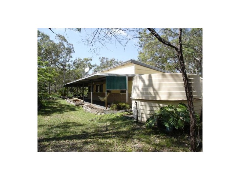 233 Pacific Dr, Deepwater QLD 4674
