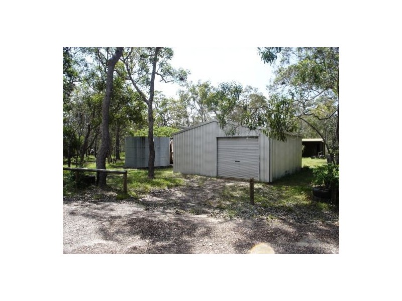 233 Pacific Dr, Deepwater QLD 4674