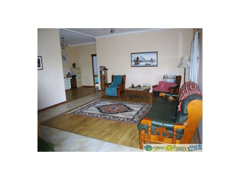 1434  Tableland Rd, Mount Maria QLD 4674