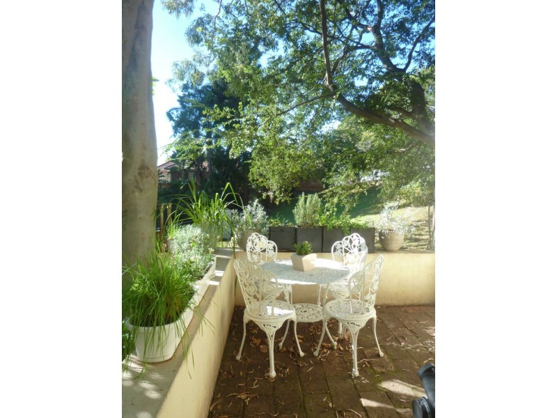 72A Wallaroy Road, Woollahra NSW 2025