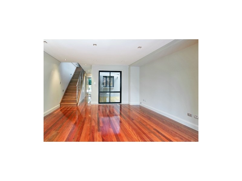 2/66 Prince, Mosman NSW 2088