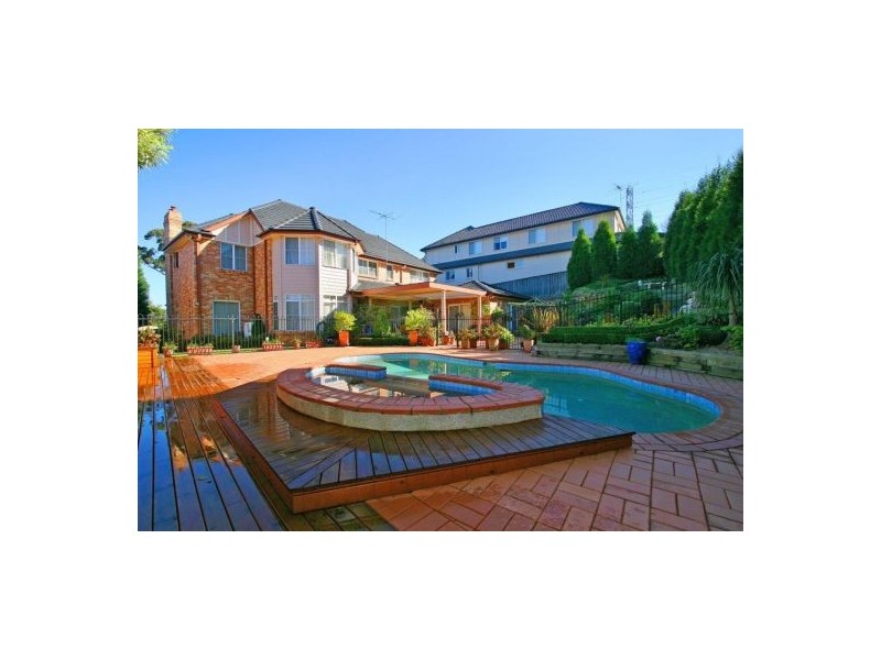 4 Lyndhurst Court, West Pennant Hills NSW 2125