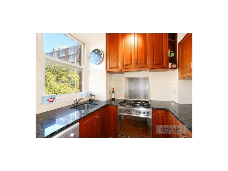 15/2  McDonald Street, Potts Point NSW 2011