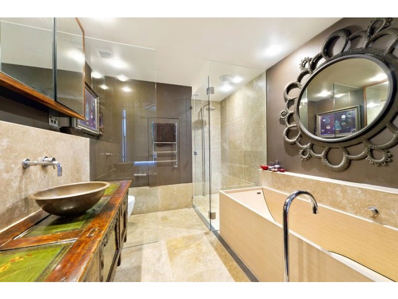 319/6 Cowper Wharf Roadway, Woolloomooloo NSW 2011