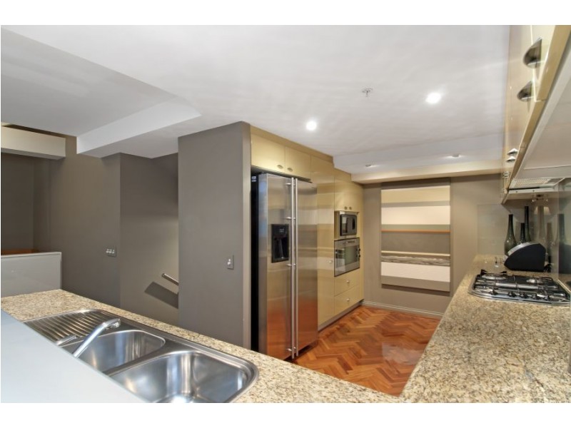 518/6 Cowper Wharf Roadway, Woolloomooloo NSW 2011