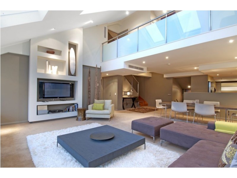 518/6 Cowper Wharf Roadway, Woolloomooloo NSW 2011