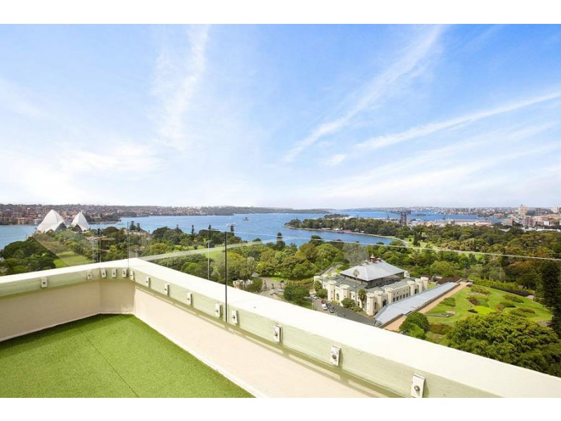 704/125 Macquarie Street, Sydney NSW 2000