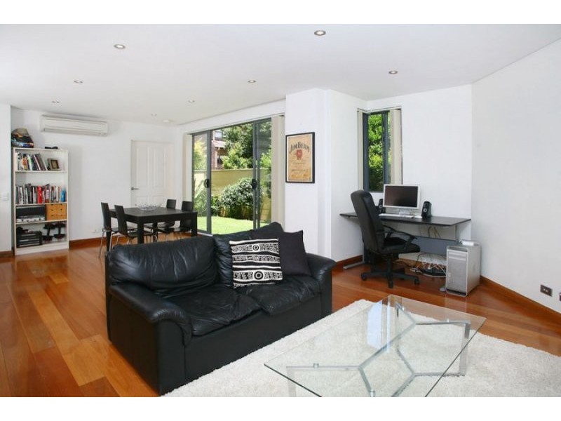 2/107 Chandos, Crows Nest NSW 2065