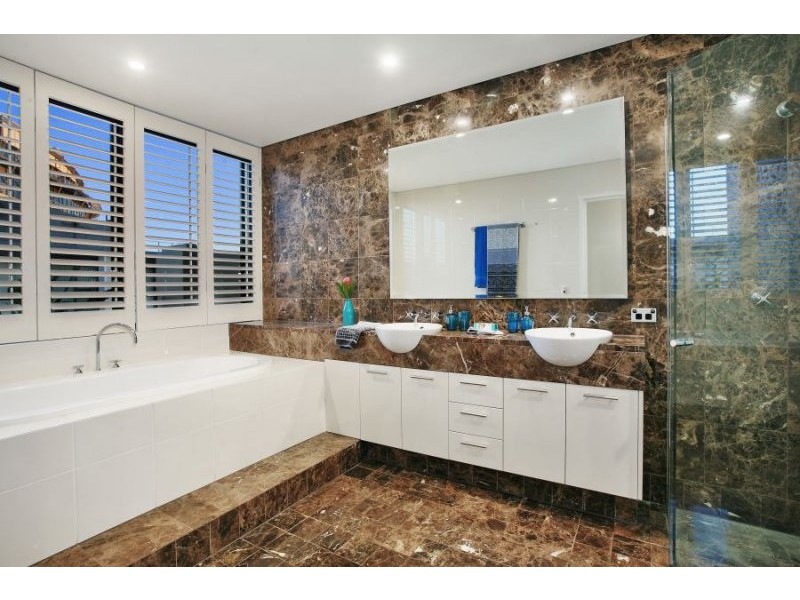 B902/24-26 Point Street, Pyrmont NSW 2009