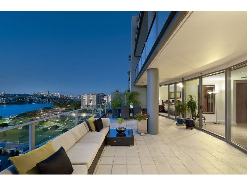 1002/2 Mount Street Walk, Pyrmont NSW 2009